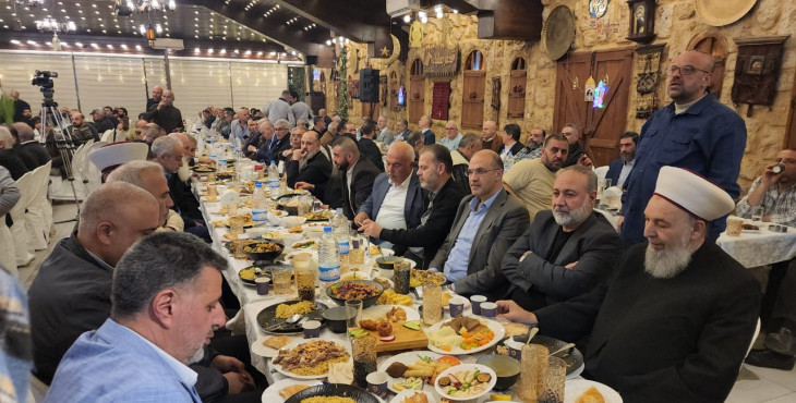 رعى مسؤول منطقة البقاع في حزب الله احتفال اقيم في مطعم قصر بعلبك بيوم القدس العالمي ، انتهي بافطار تكريمي بحضور نواب تكتل بعلبك